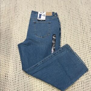 Seven7 Women's High Rise Fitted Waist Loose Fit 5 Pocket Straight Jean 20W